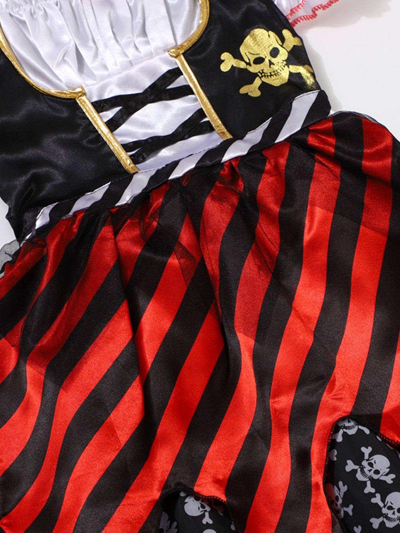 Disfraz Pirata con Falda Esponjosa